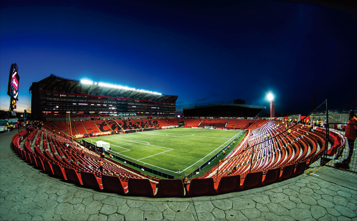 4 CLAVES PARA LA ILUMINACIÓN LED DE ESTADIOS DEPORTIVOS
